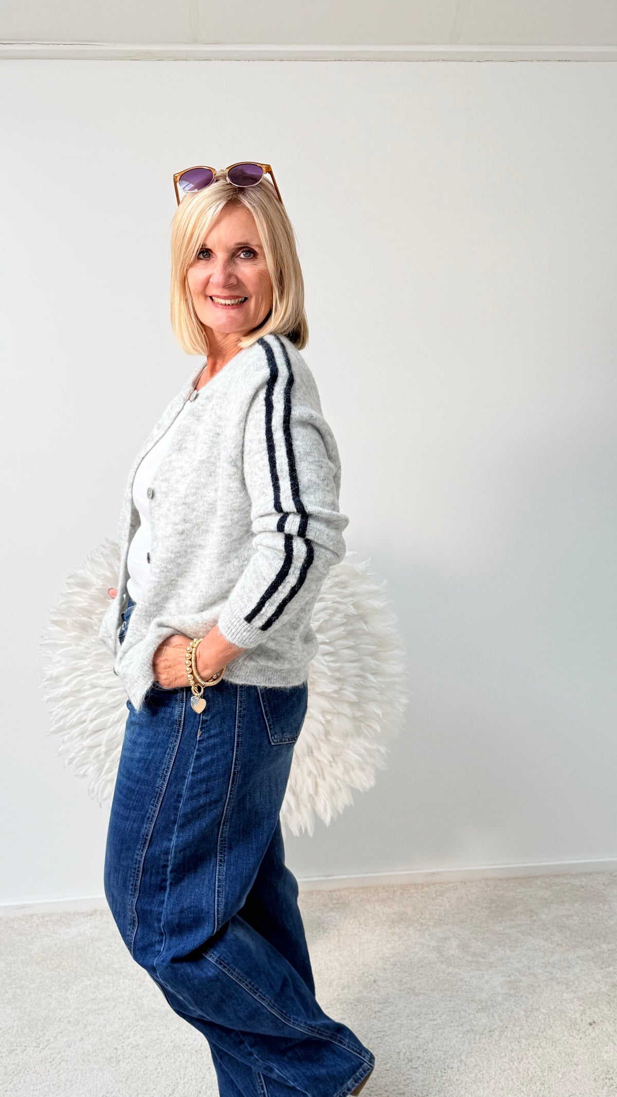 STRICKJACKE MIT STREIFEN "MELANGE"