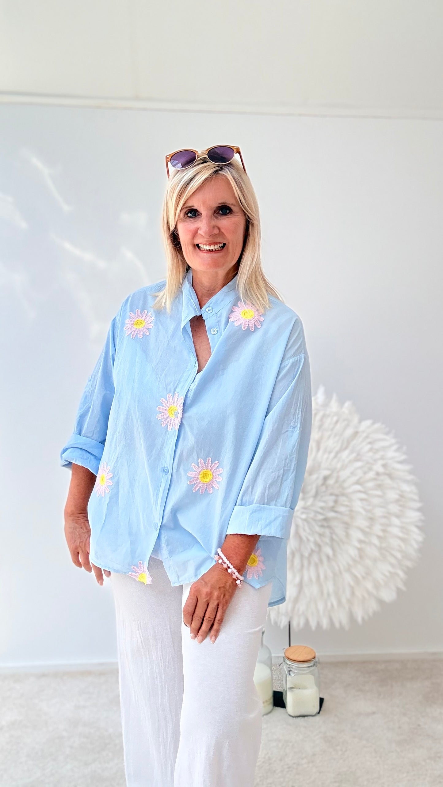 BLUSE " MIT BLÜTEN"BLAU