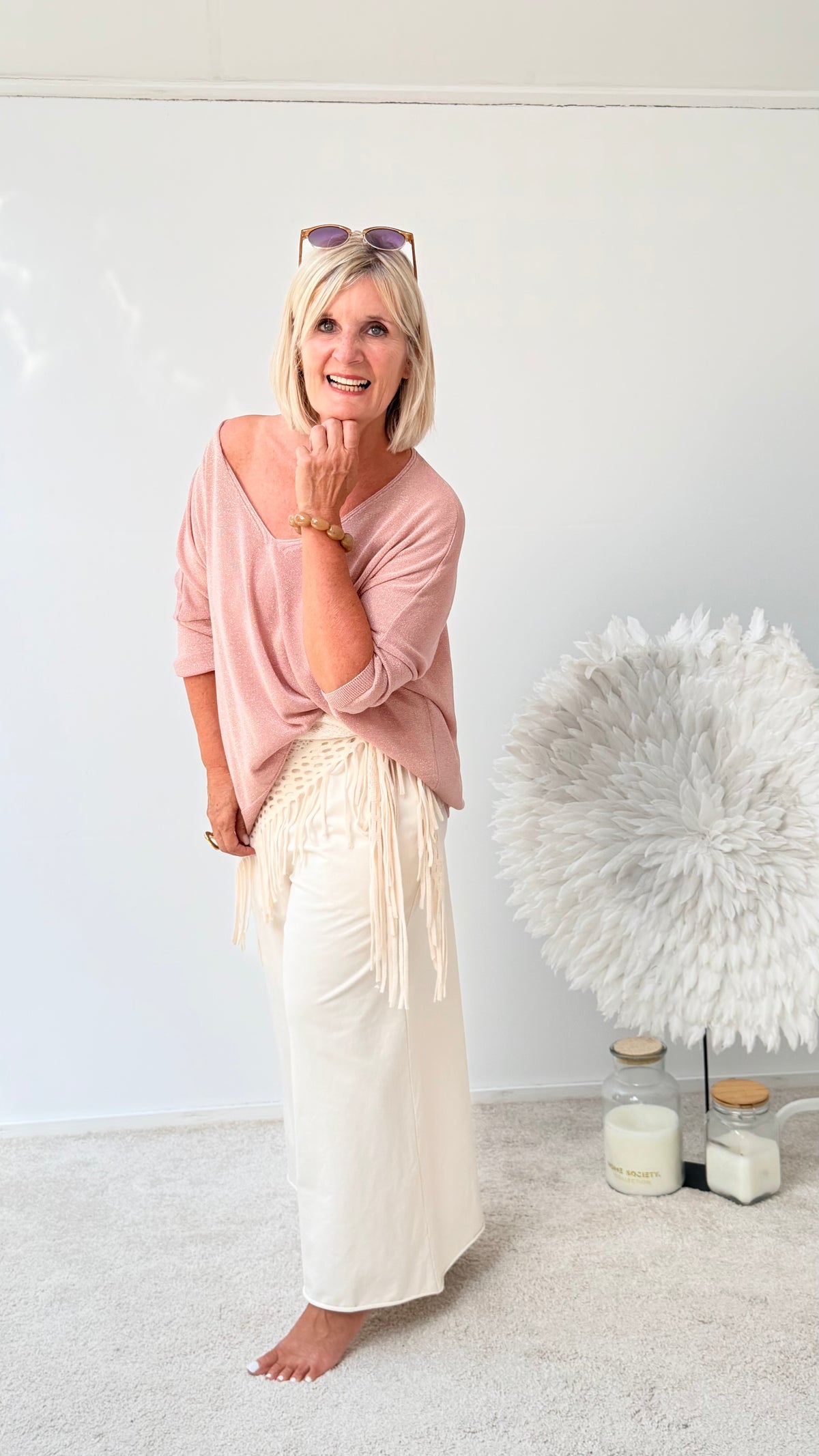 HOSE MIT SEHR WEITEM BEIN "BEIGE"