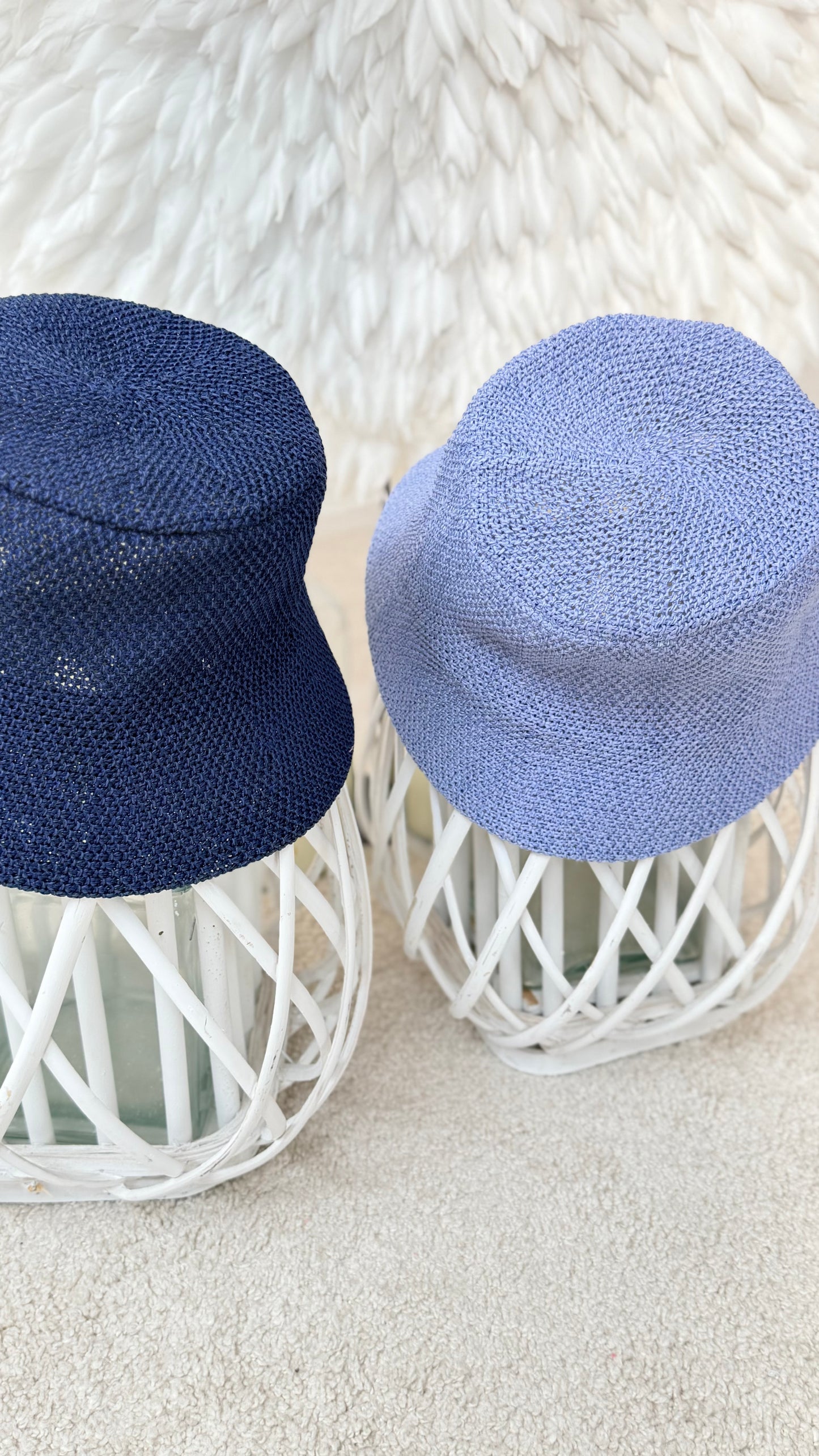 BUCKET HUT AUS BAST "BLAU“
