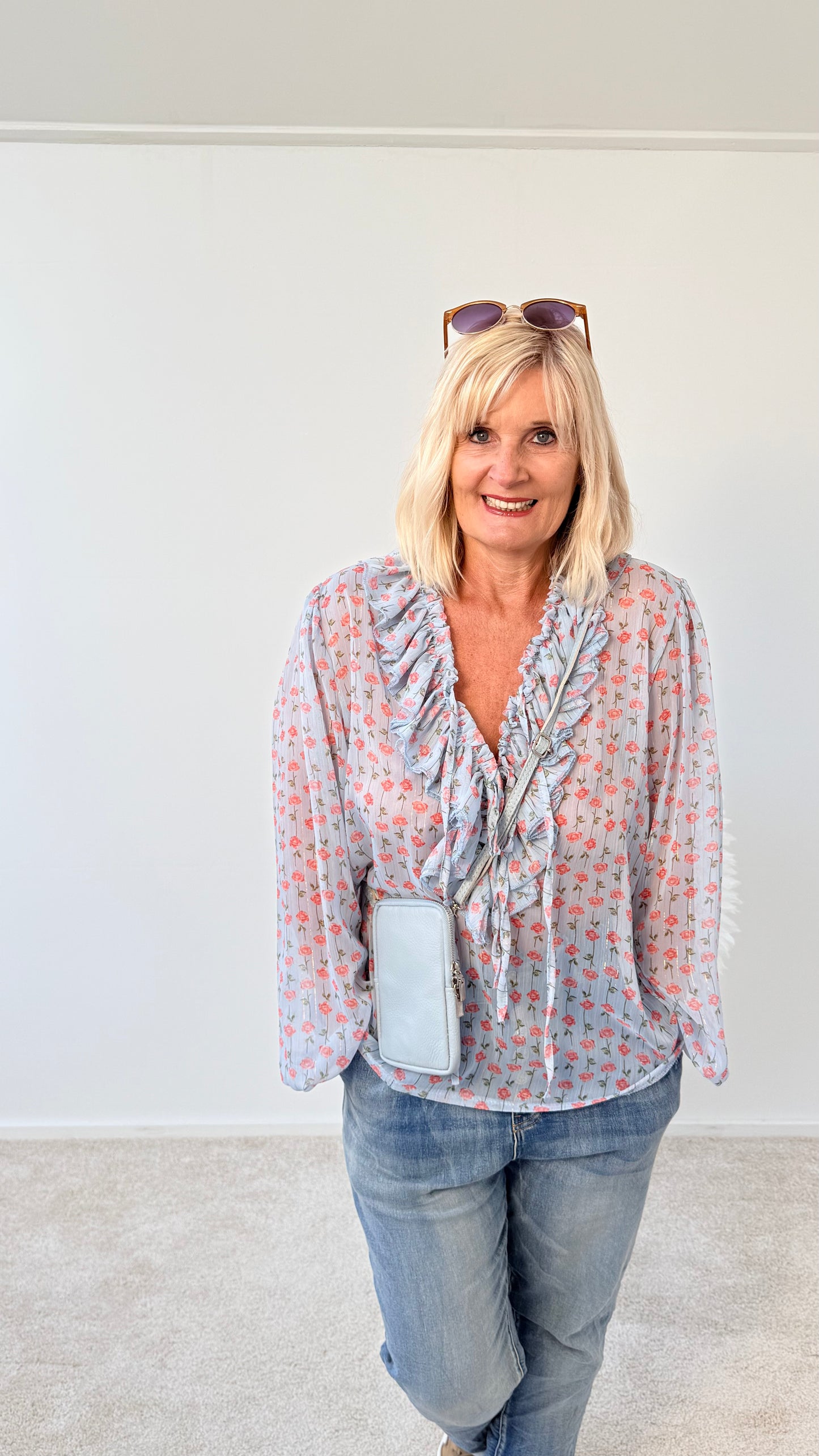 BLUSE"BLÜMCHEN"BLAU