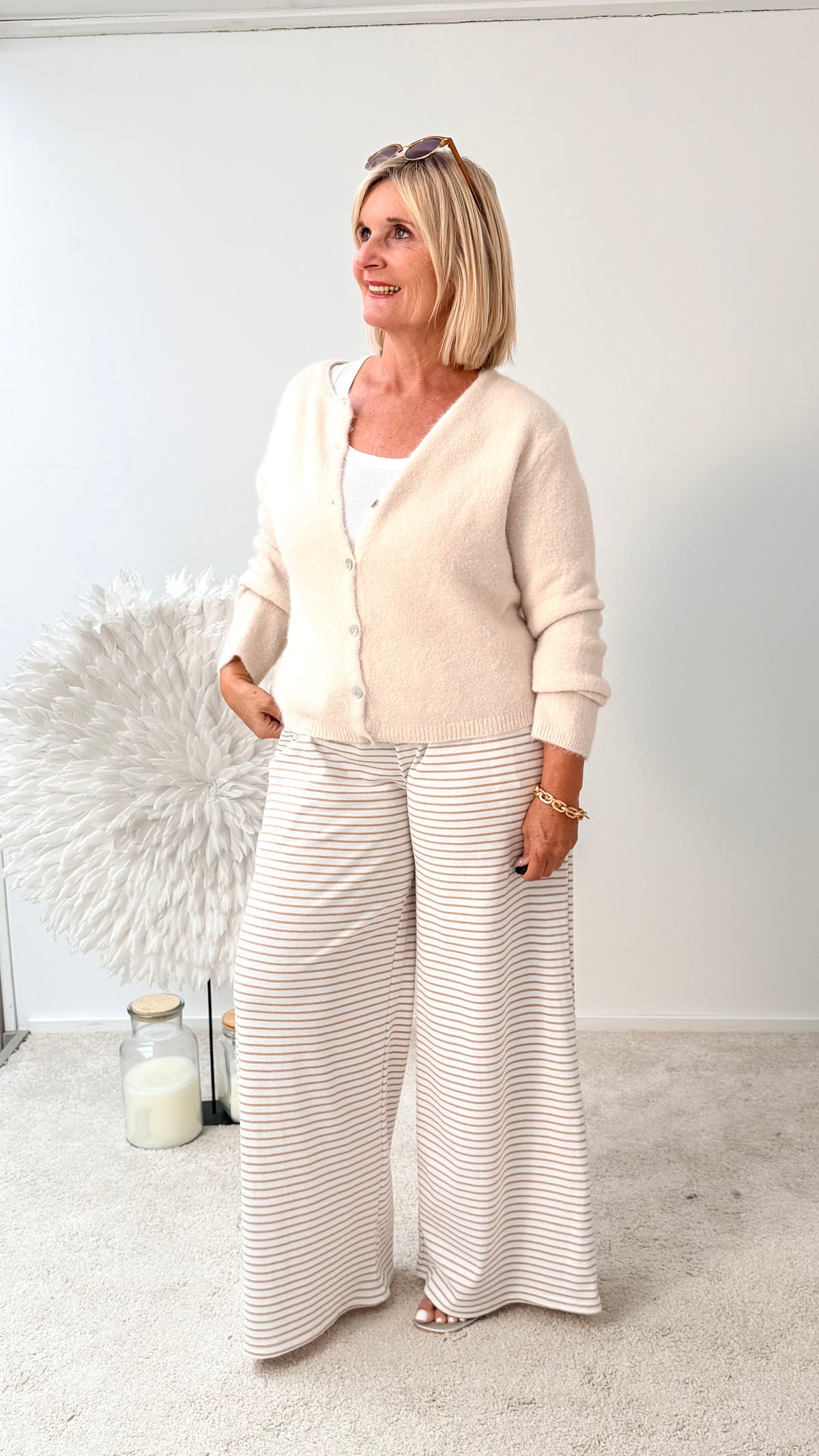 HOSE "GESTREIFT" BEIGE