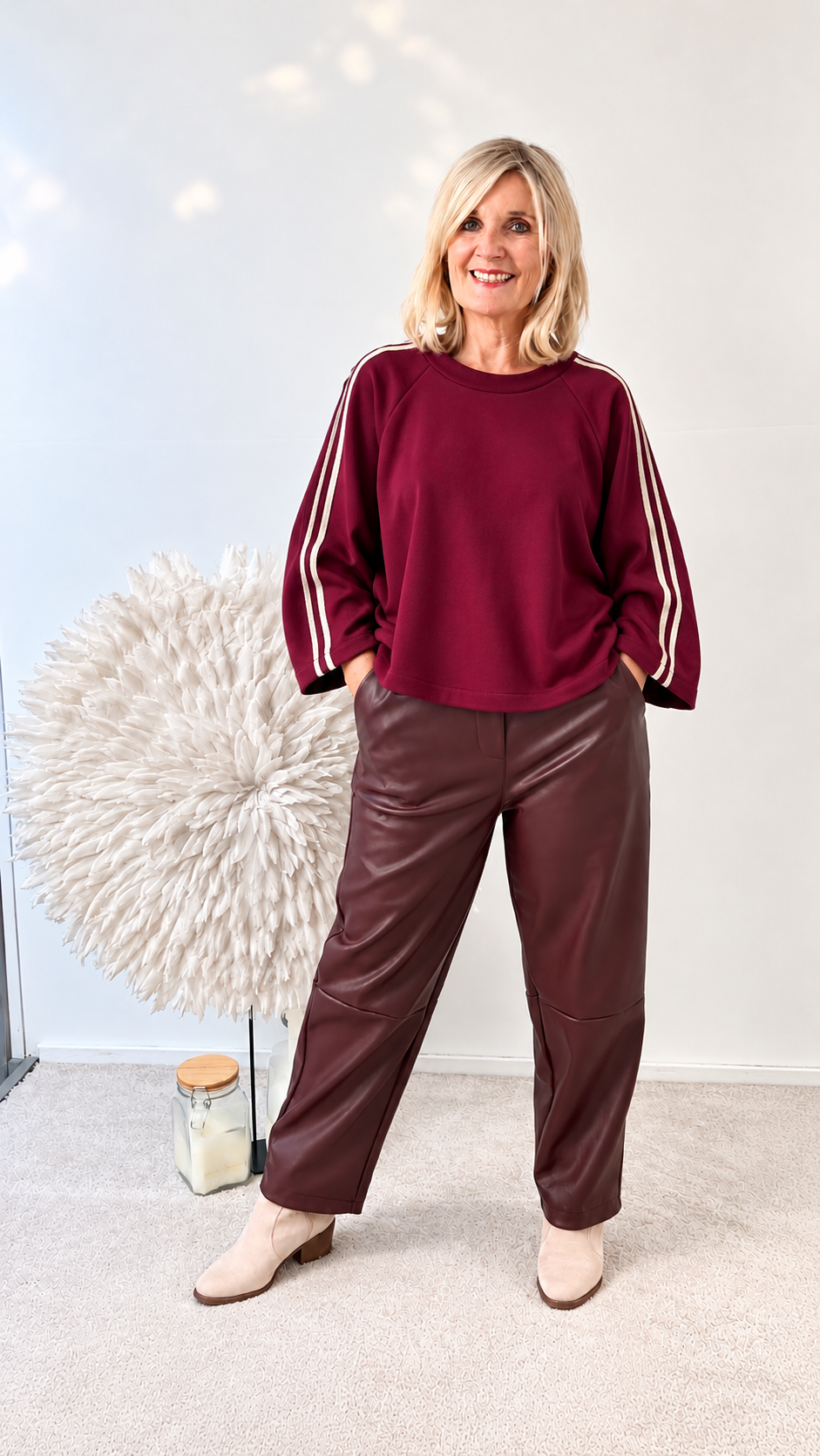 SWEATSHIRT BORDEAUX MIT STREIFEN