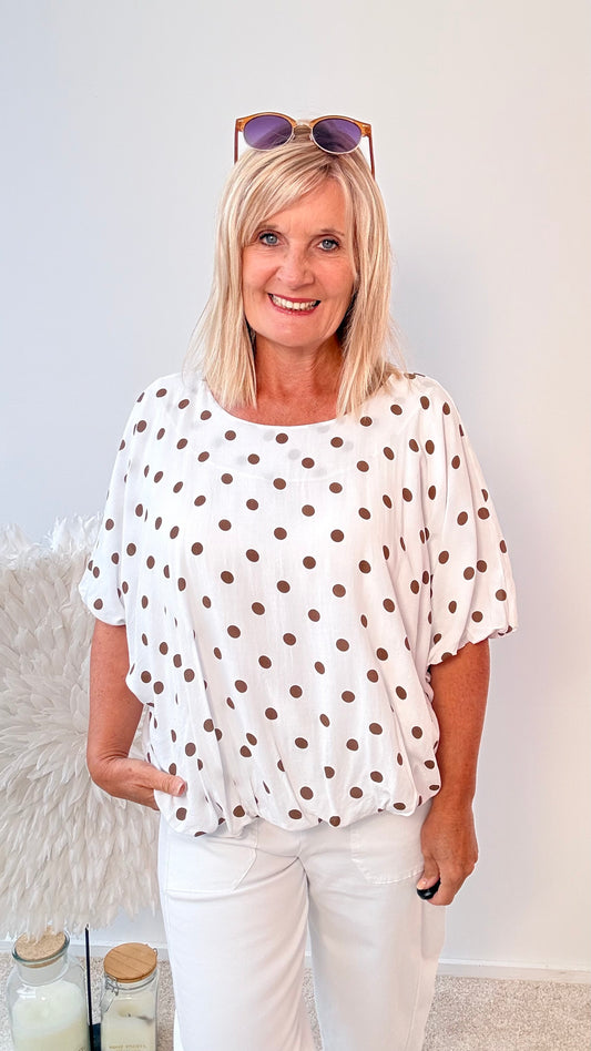 BLUSE MIT PUNKTEN IN WEIß /BRAUN