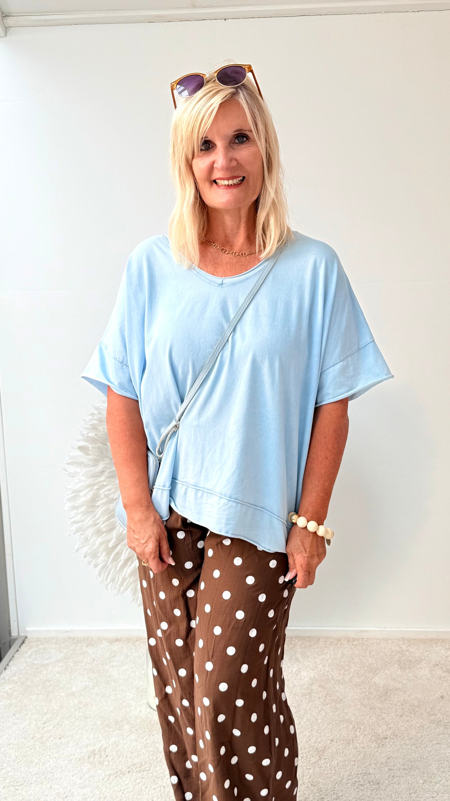 SHIRT "HELL BLAU"