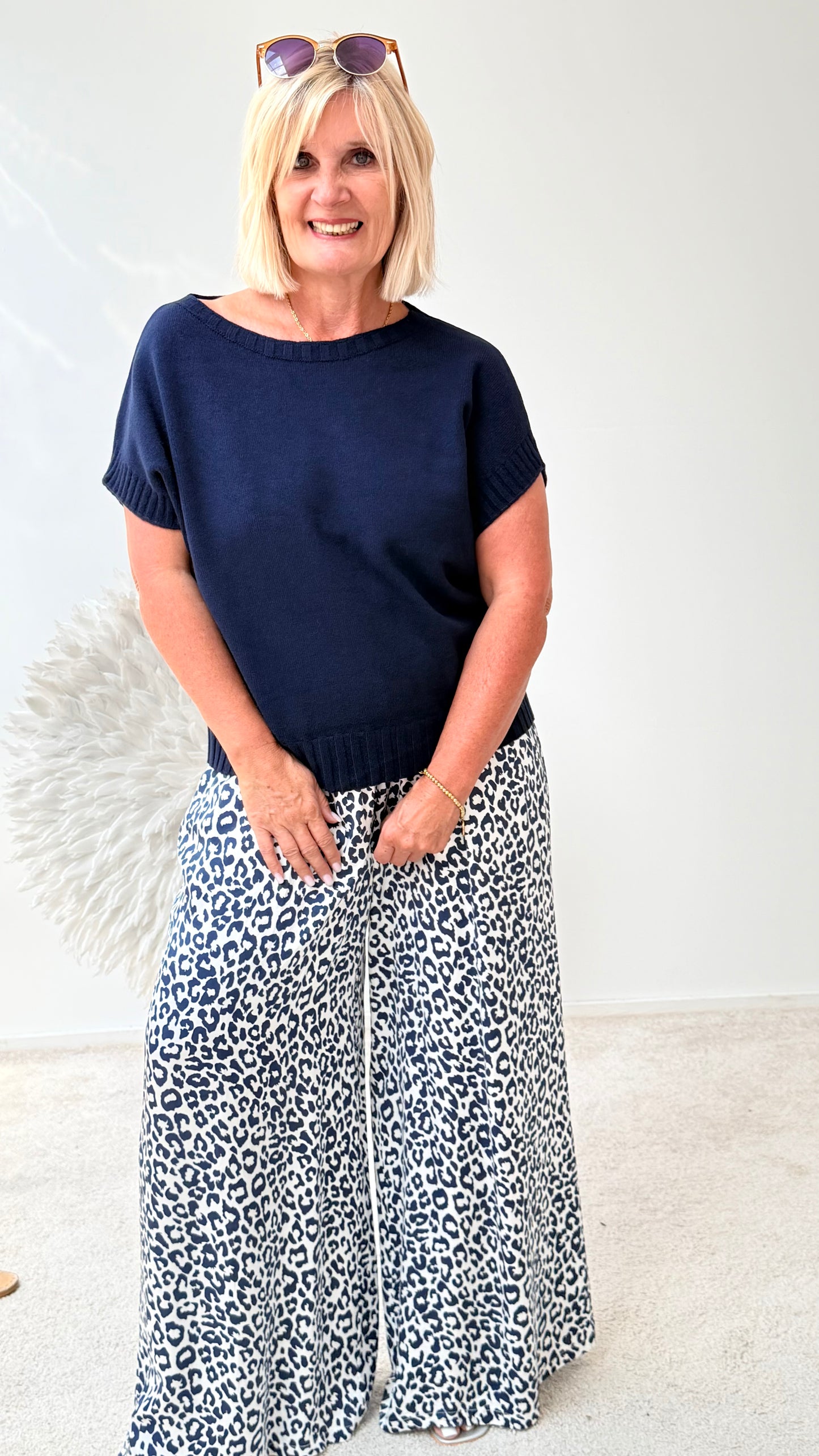 STRICK PULLI MIT KURZEM ARM " DUNKEL BLAU