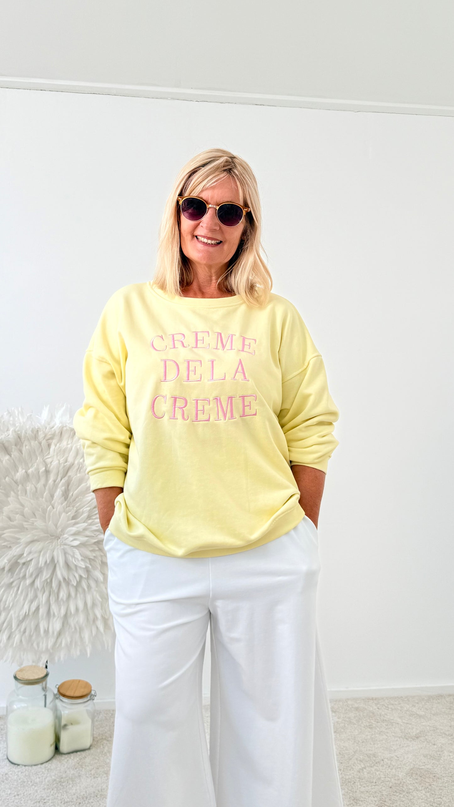 SWEATSHIRT " CREME DE LA CREME" BUTTERMELK YELLOW"