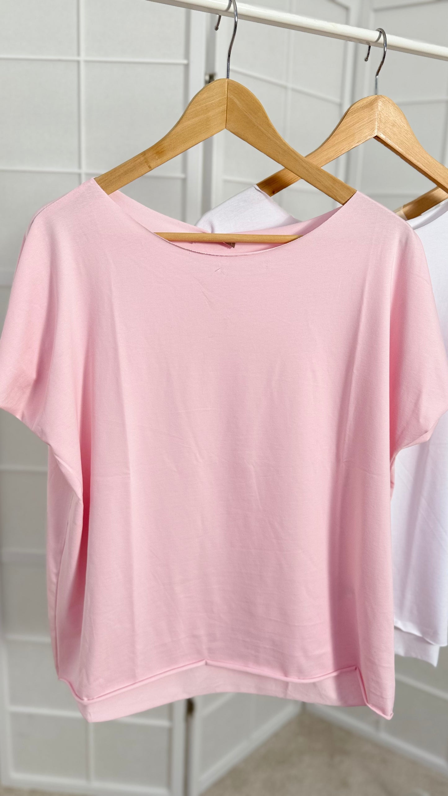 BASIC SHIRT IN VERSCHIEDENEN FARBEN
