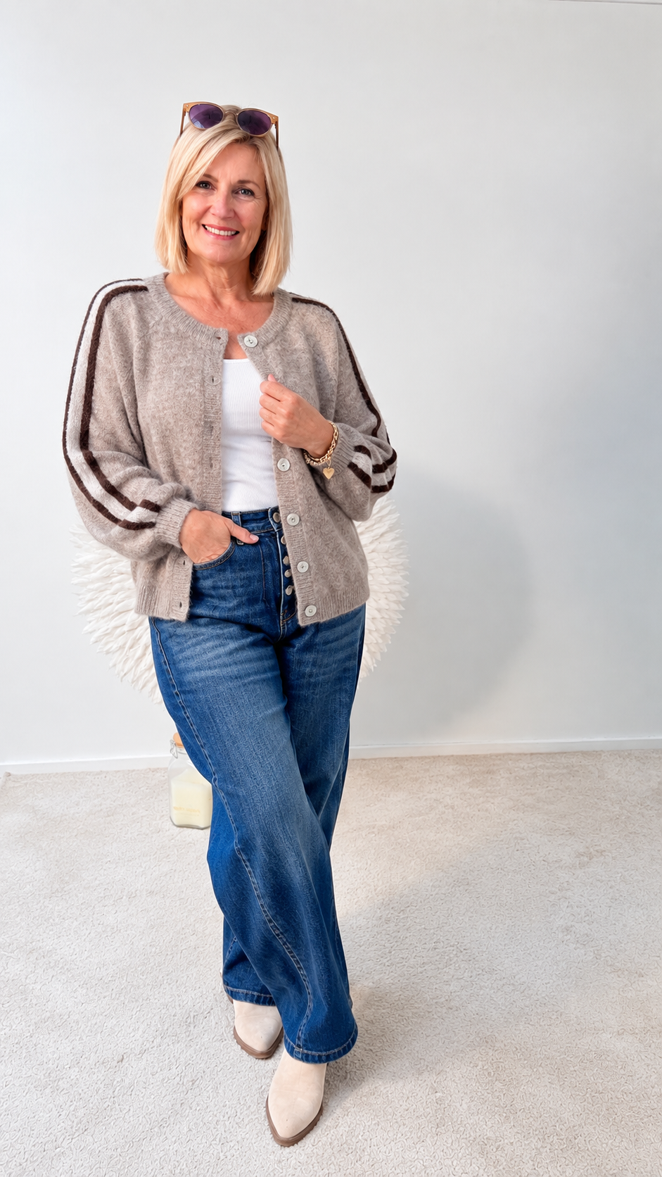 STRICKJACKE MIT BRAUNEN STREIFEN "BRAUN MELIERT"