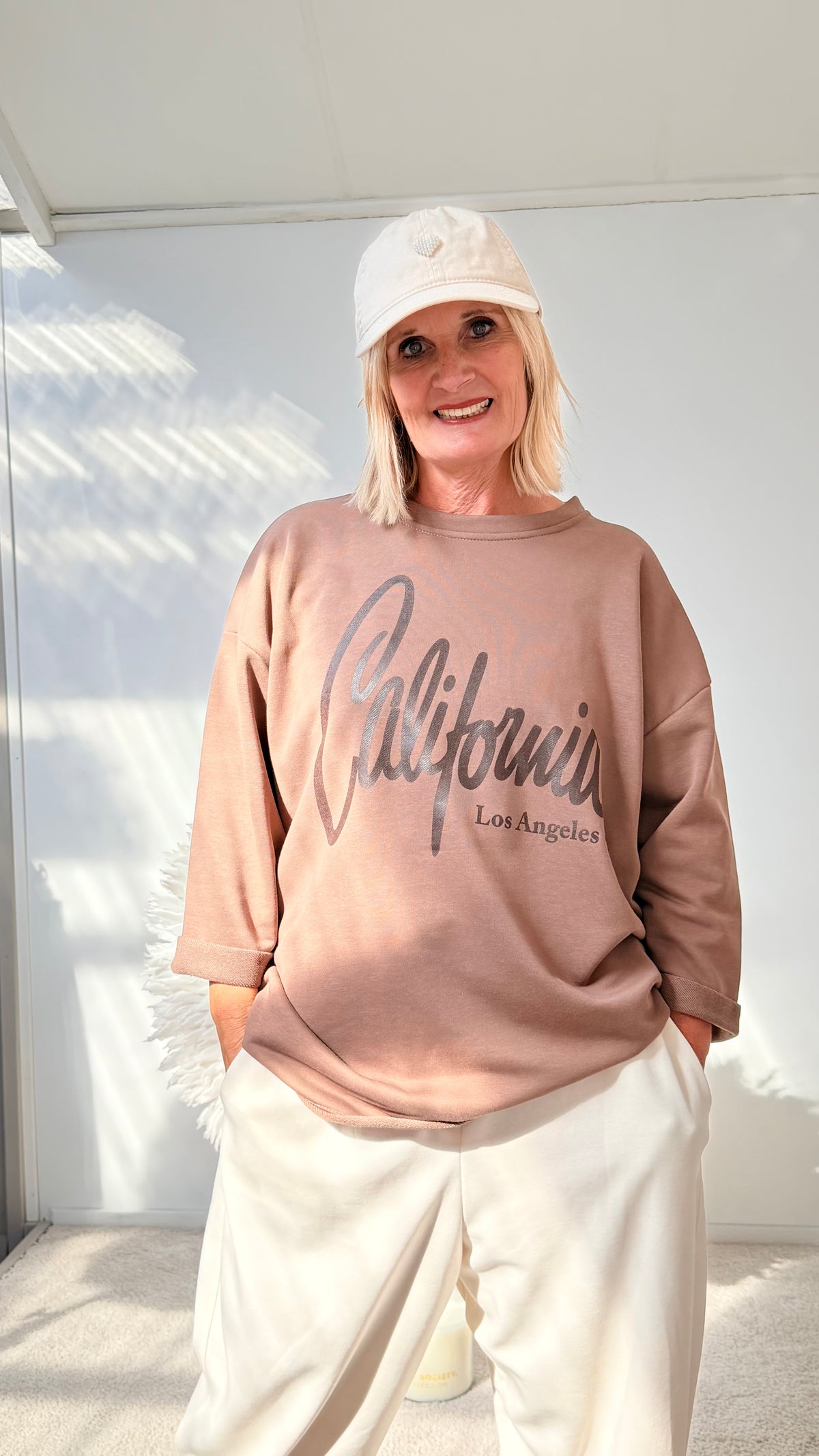 SWEATSHIRT CALIFORNIA " BEIGE“
