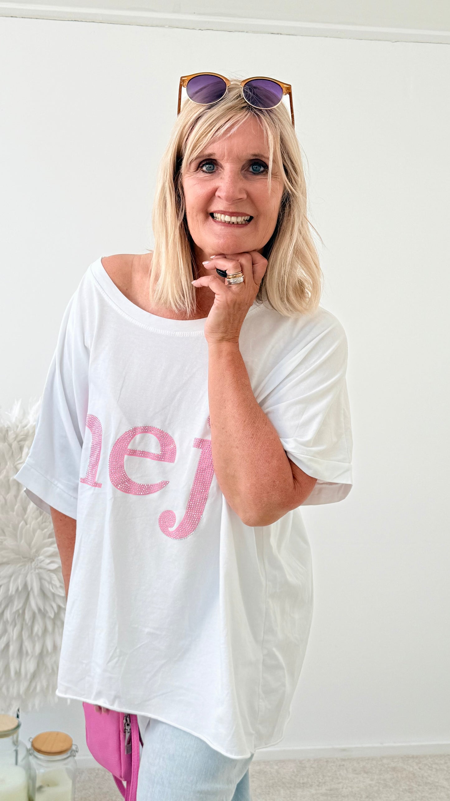 OVERSIZE SHIRT" HEJ" MIT STEINCHEN WEIß