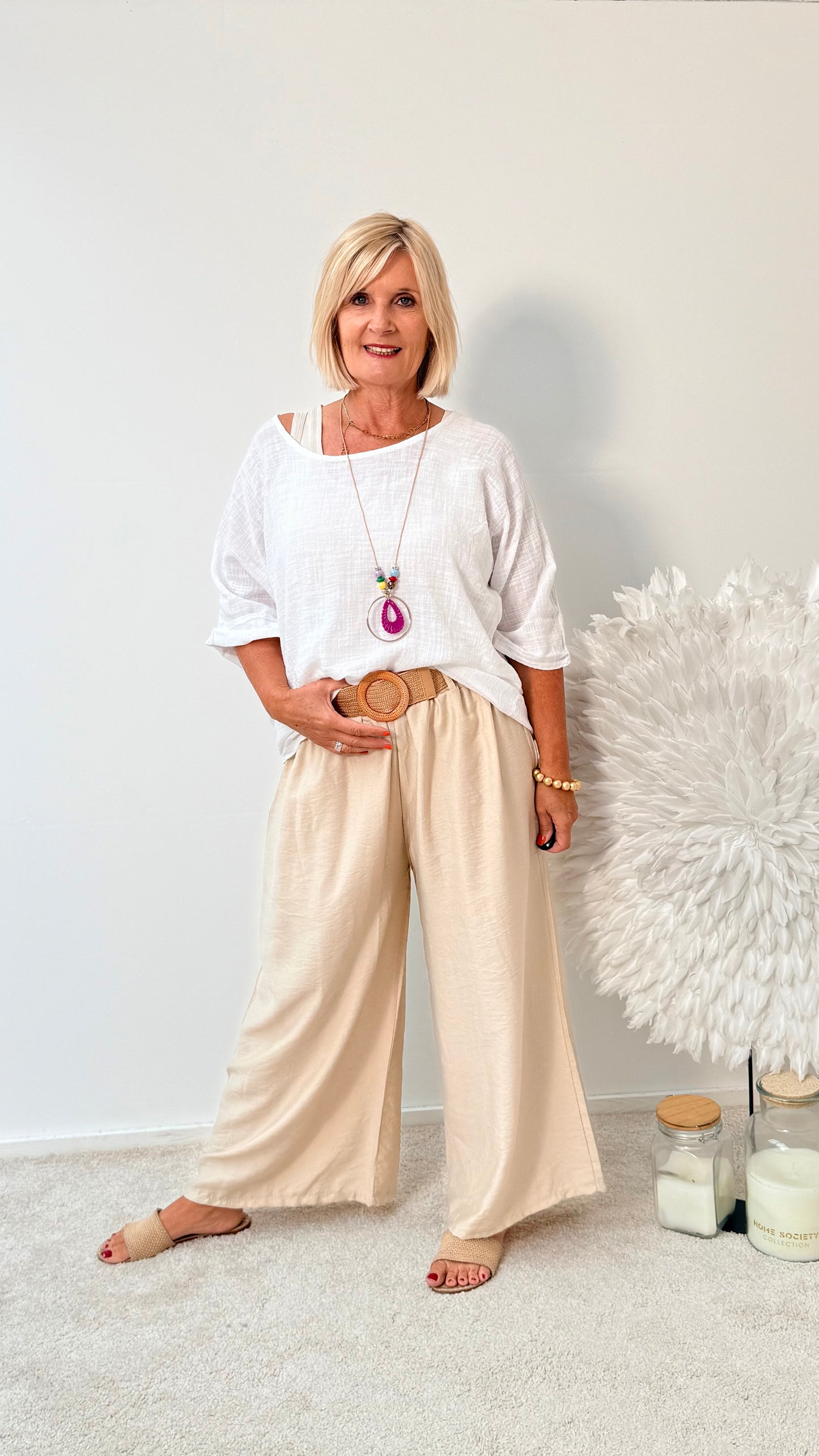 LEICHTE HOSE MIT GÜRTEL "BEIGE"