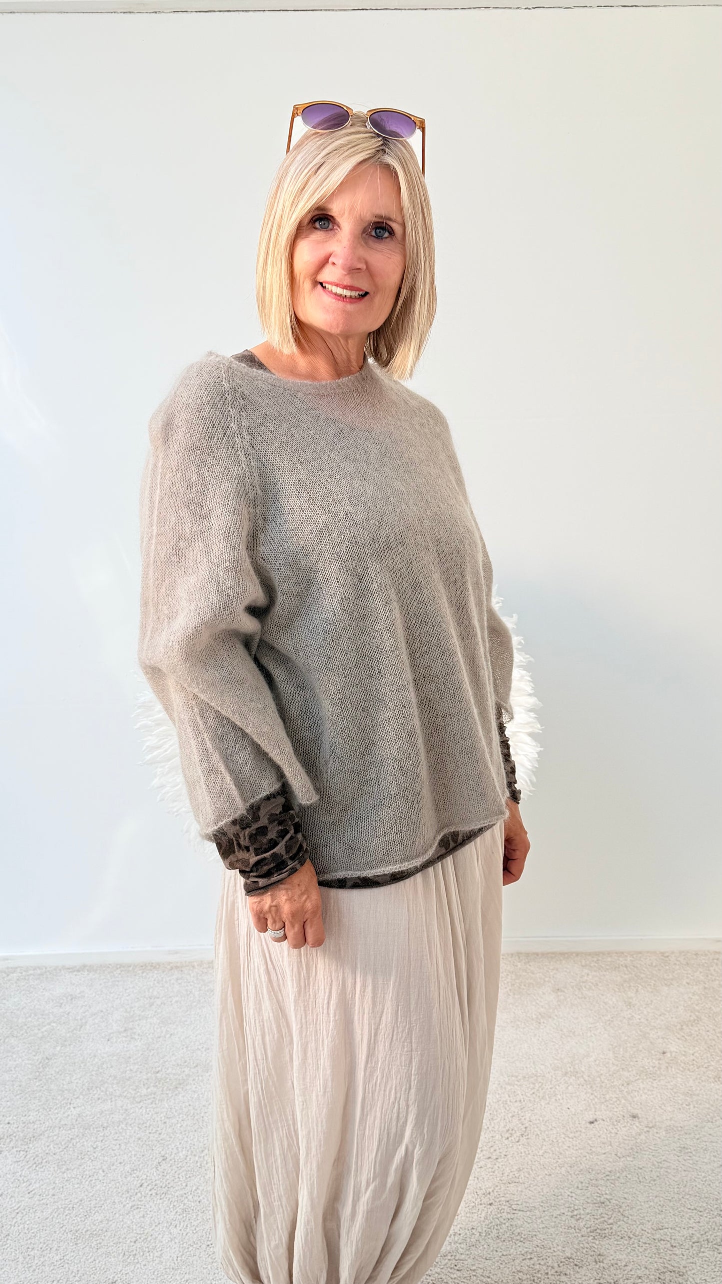 TRANSPARENTER MOHAIR PULLI " BEIGE"