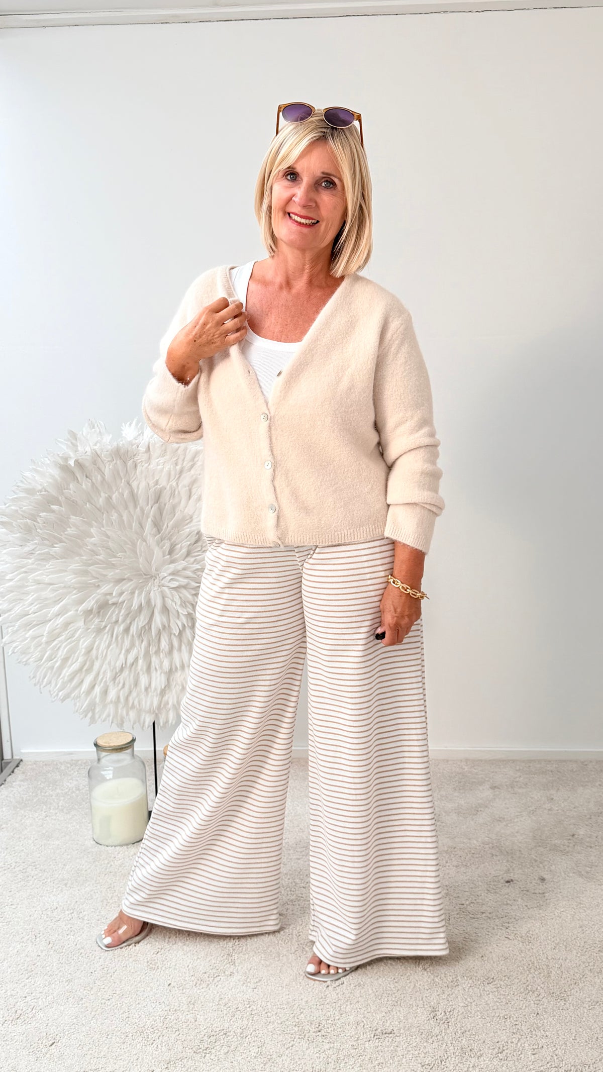 HOSE "GESTREIFT" BEIGE