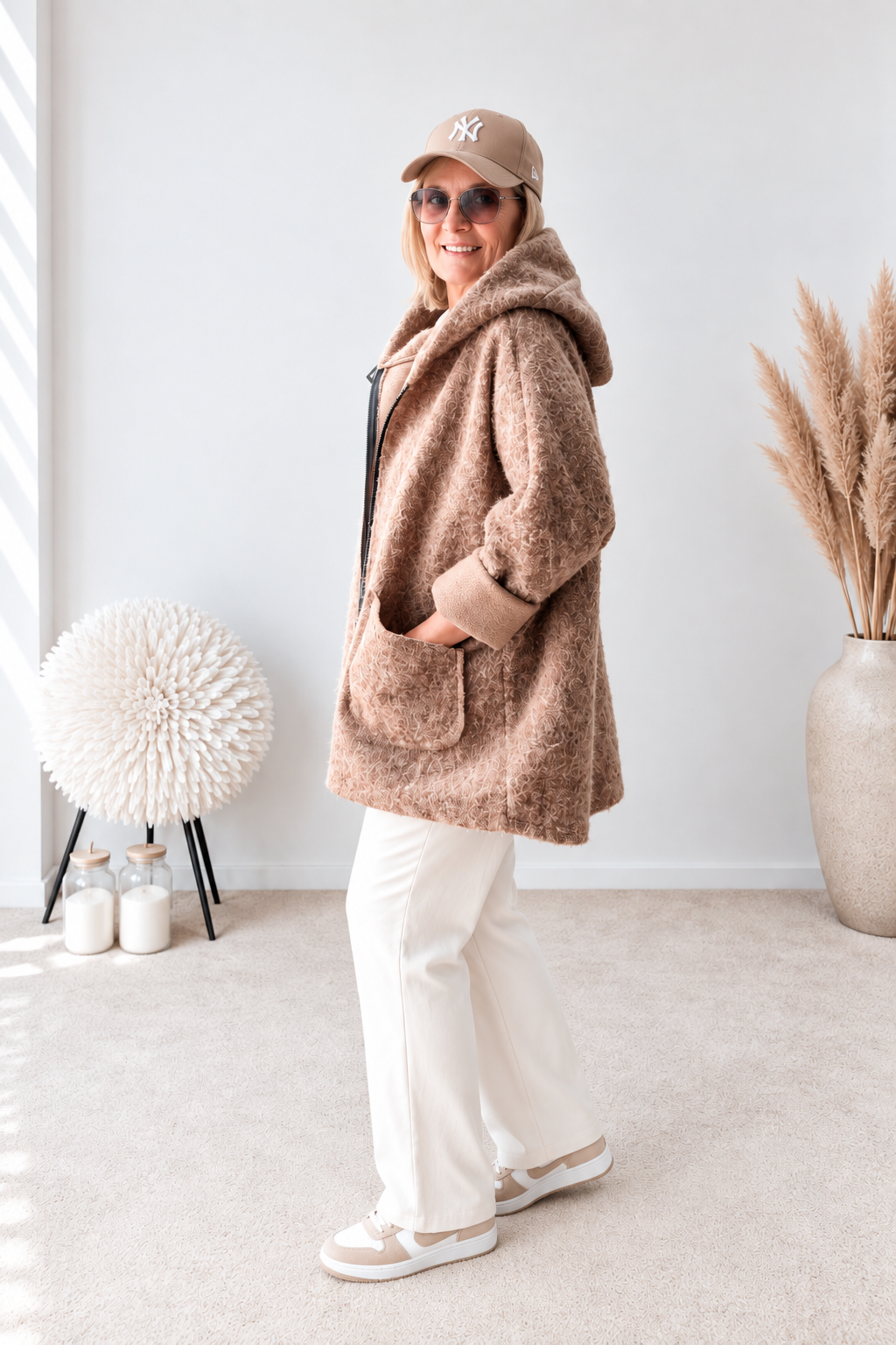 SPORTLICHE JACKE AUS FILZ "BEIGE"