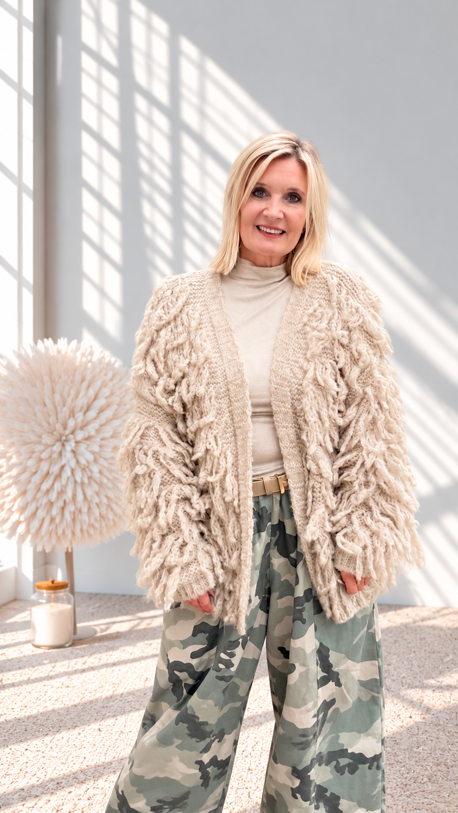STRICKJACKE IM SCHLINGENSTRICK