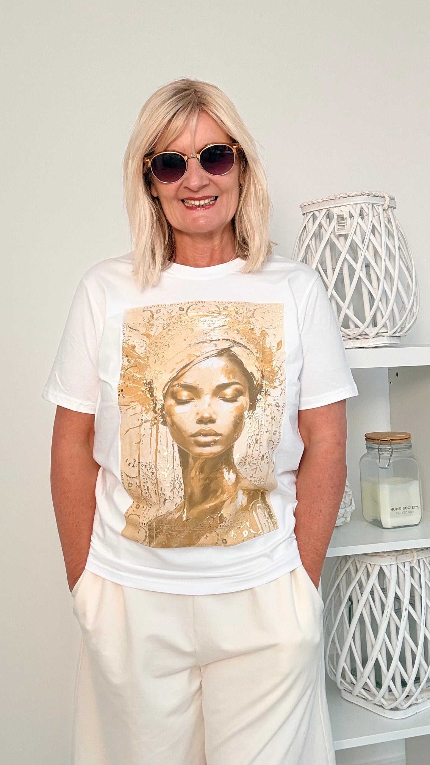 T-SHIRT " NEFIRA