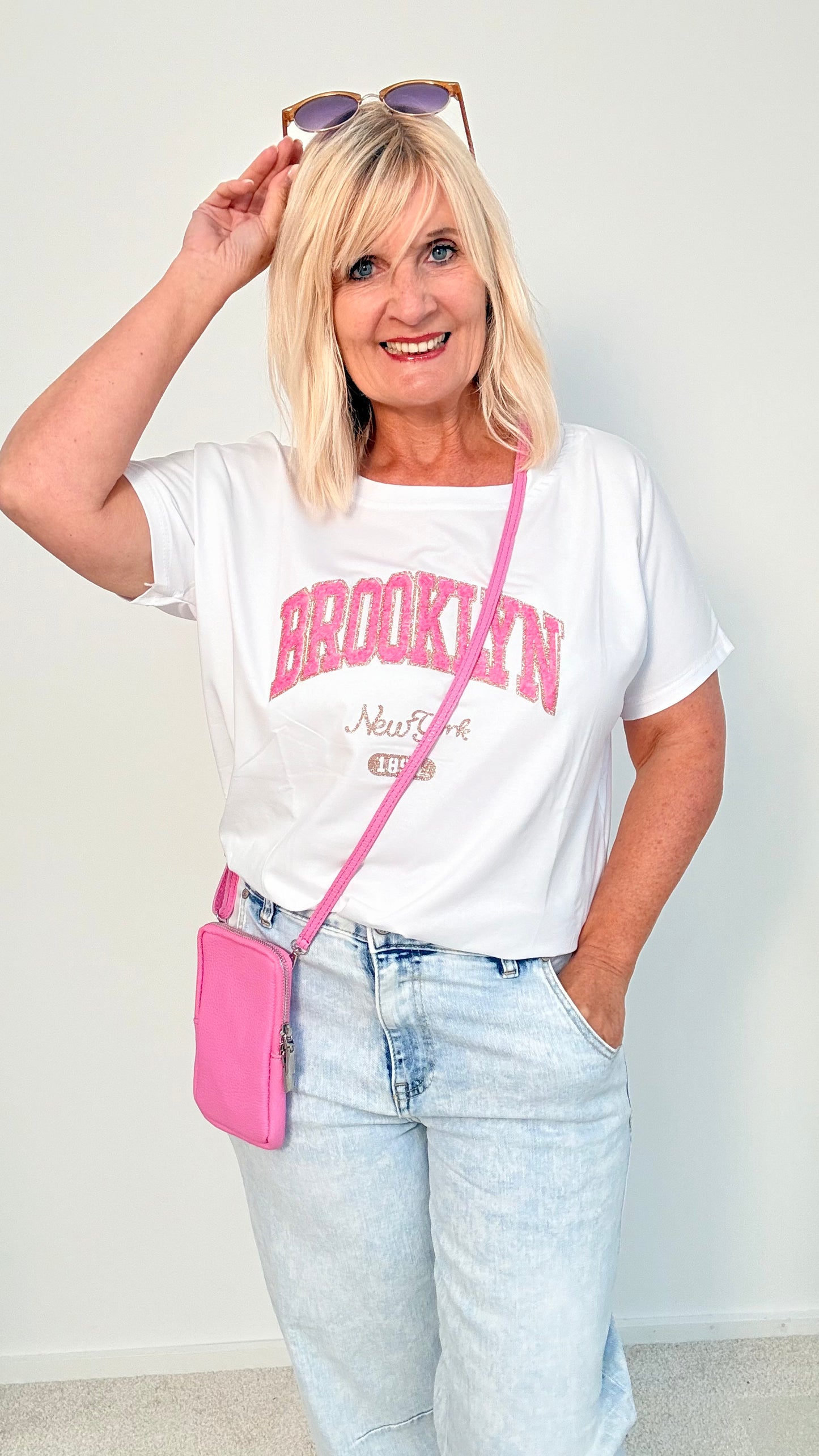 T-SHIRT " BROOKLYN PINK