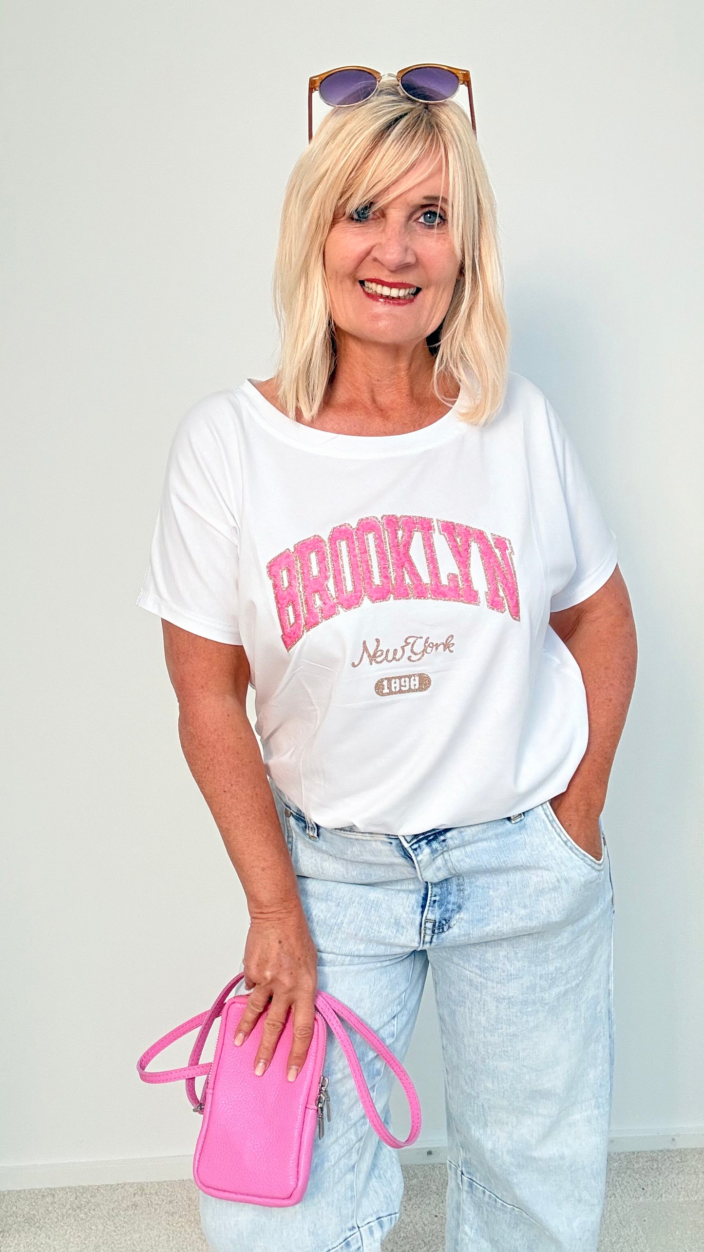 T-SHIRT " BROOKLYN PINK